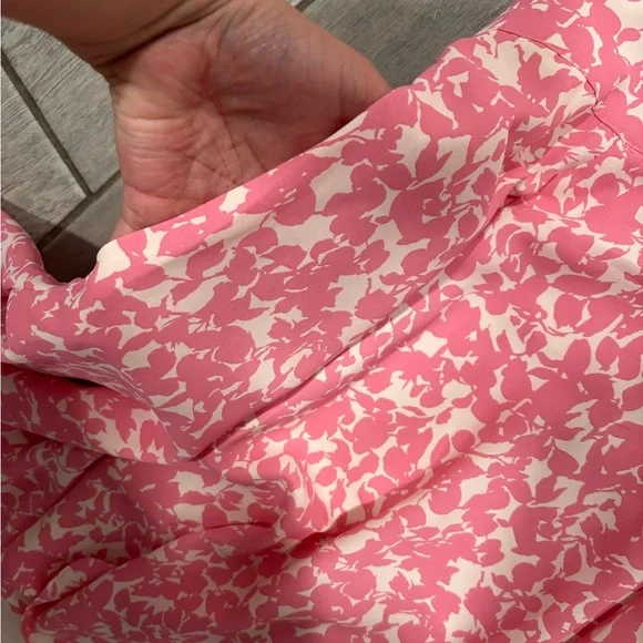 1. State Tiered Bubble Sleeve Dress in Pink & White with Pockets Size Medium - Picture 7 of 12